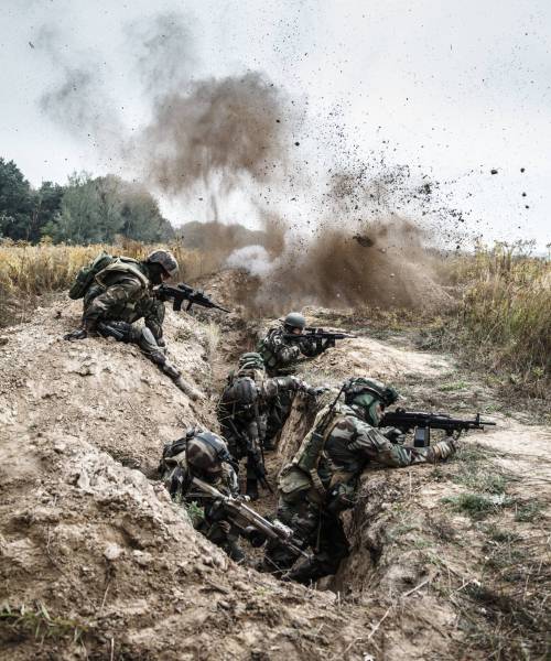 marine-infantry-parachute-regiment-2023-11-27-04-58-45-utc